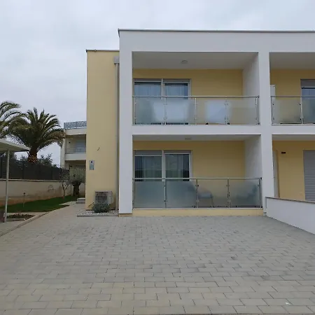 Apartments Leon 1 Novigrad (Istria) Exterior photo